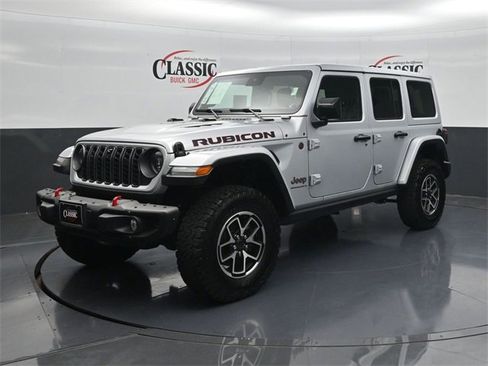 Used 2024 Jeep Wrangler Unlimited Rubicon image 3