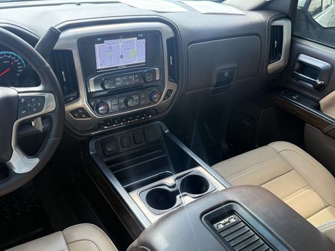 Used 2018 GMC Sierra 1500 Denali image 8