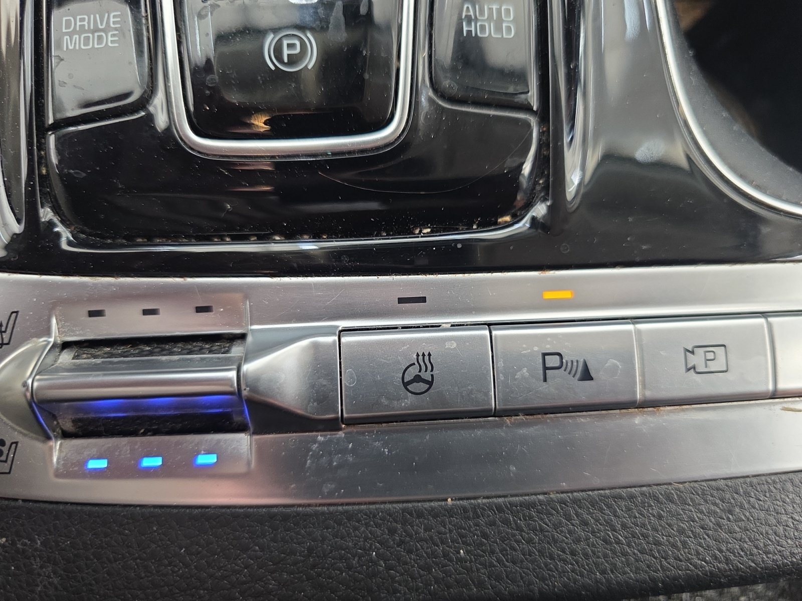 Certified 2024 Kia Carnival SX Prestige FWD image 24