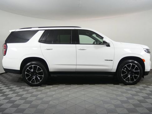 Used 2022 Chevrolet Tahoe RST w/ Luxury Package AWD/4WD image 3