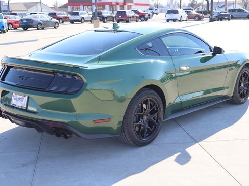 Used 2022 Ford Mustang GT image 6