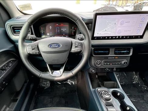 Used 2025 Ford Maverick Lobo AWD/4WD image 4