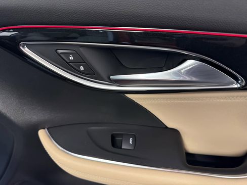 New 2026 Buick Envision Preferred image 32