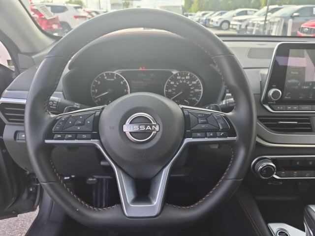 Used 2025 Nissan Altima 2.5 SR FWD image 22