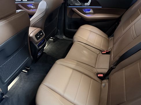 New 2026 Mercedes-Benz GLS 450 4MATIC image 11