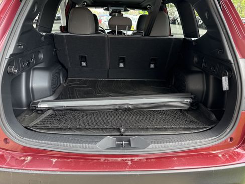 Used 2025 Subaru Forester Premium w/ Convenience Package #1 AWD/4WD image 5