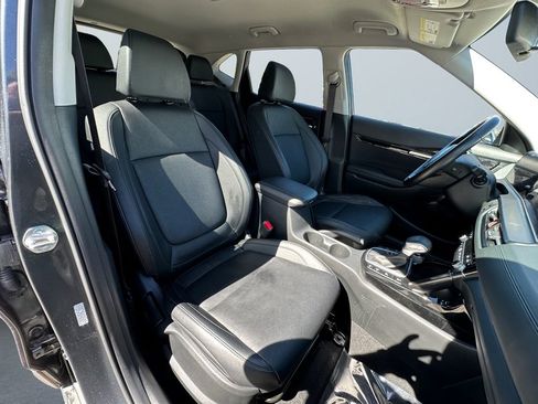 Used 2025 Kia Seltos EX AWD/4WD image 15
