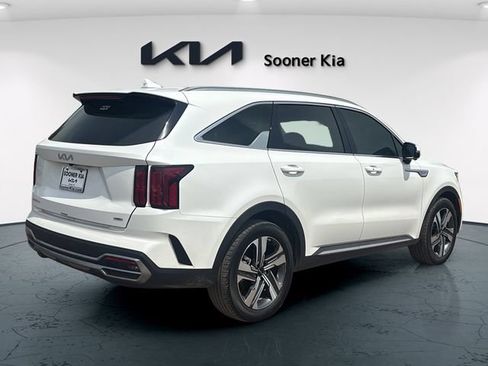 Used 2024 Kia Sorento SX Prestige AWD/4WD image 6