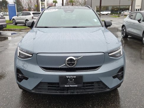 Certified 2023 Volvo XC40 Recharge Ultimate image 11