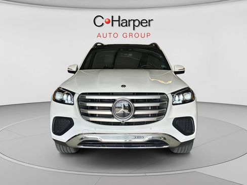 Used 2025 Mercedes-Benz GLS 450 4MATIC image 8