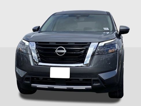New 2025 Nissan Pathfinder SL image 6