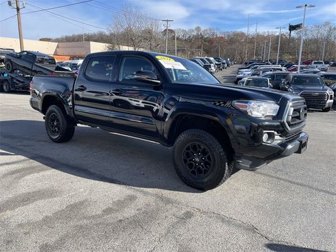 Certified 2021 Toyota Tacoma SR5 image 6