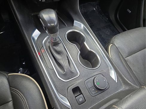 Used 2022 Chevrolet Traverse Premier w/ Redline Edition image 31