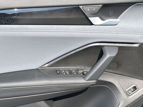 New 2026 Volkswagen Tiguan SE AWD/4WD image 13