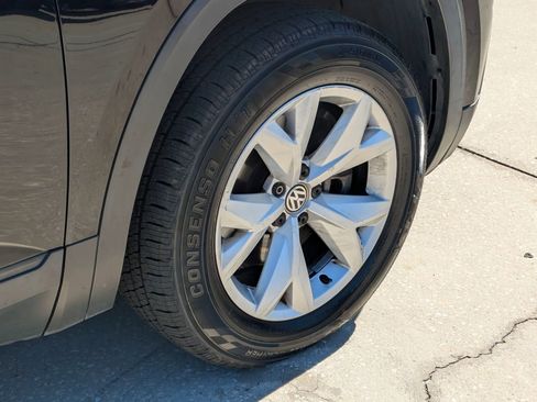 Used 2019 Volkswagen Atlas SE w/ Towing Package image 8