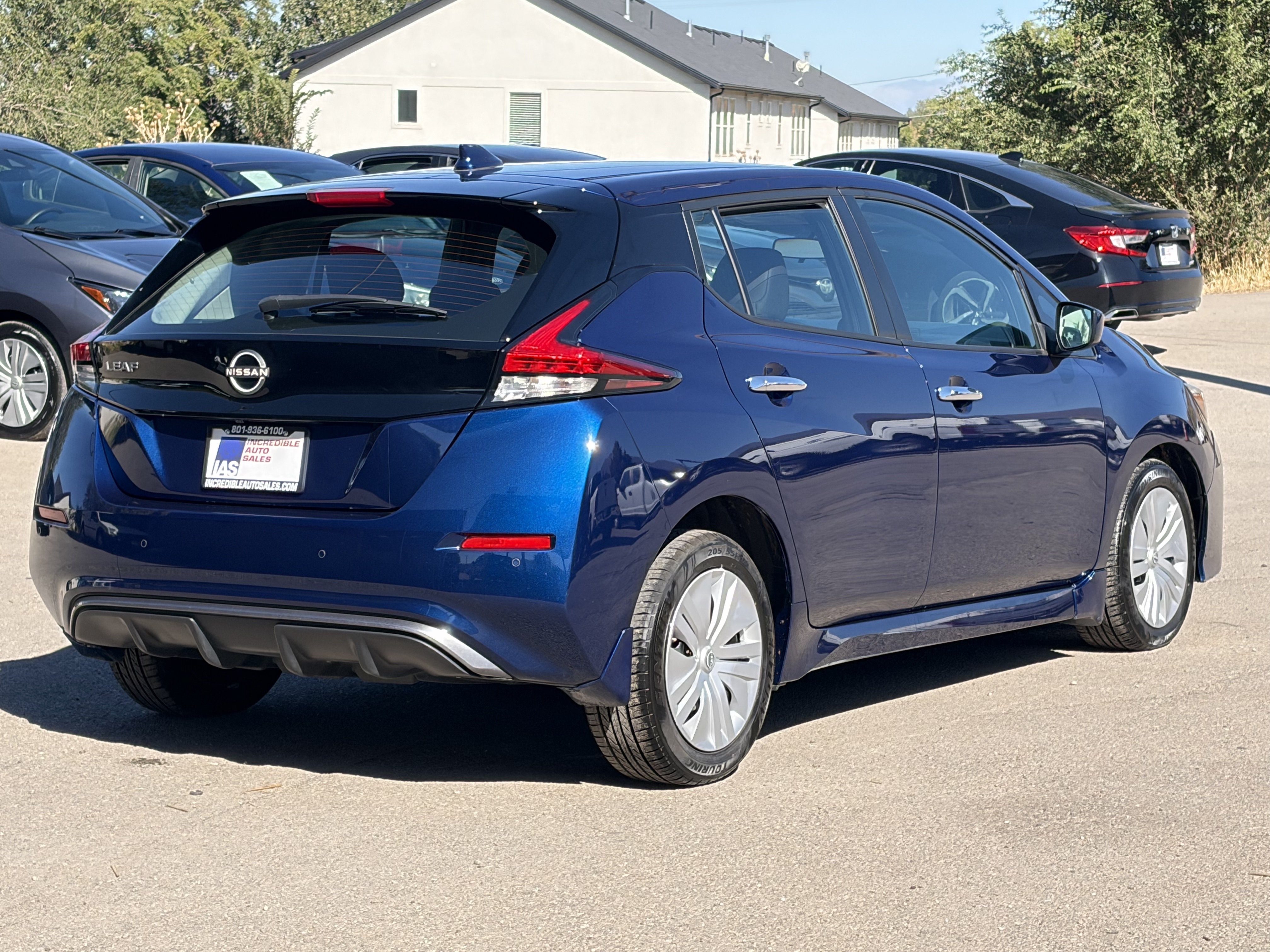 Used 2025 Nissan Leaf S FWD image 6