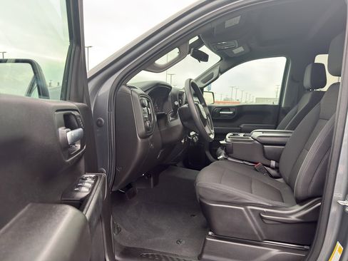 Used 2021 Chevrolet Silverado 1500 Custom w/ LPO, Dark Essentials Package image 13