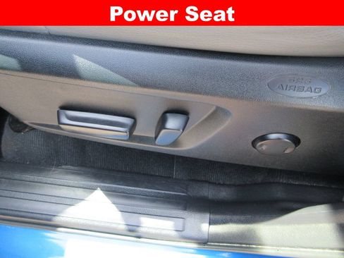 Used 2016 Toyota Tundra Limited w/ Limited Premium Package AWD/4WD image 27