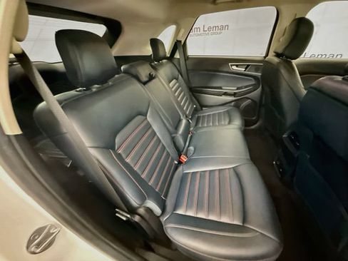 Used 2022 Ford Edge SEL w/ Sport Appearance Package AWD/4WD image 27