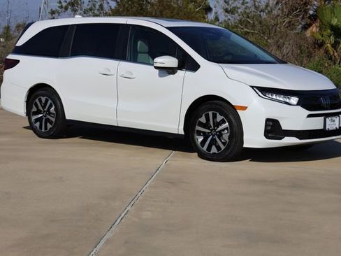 New 2026 Honda Odyssey EX-L image 1