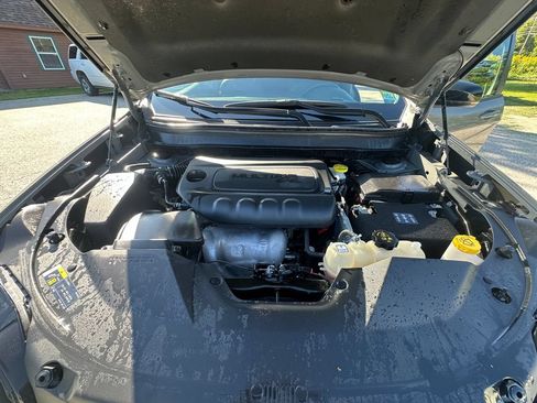 Used 2023 Jeep Cherokee Altitude Lux AWD/4WD image 20
