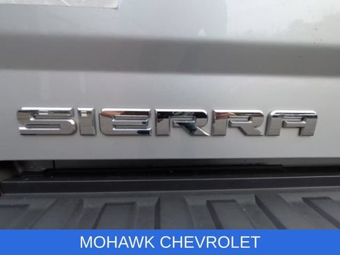 Used 2016 GMC Sierra 1500 SLE w/ SLE Value Package AWD/4WD image 32