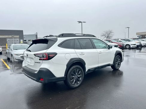 Certified 2025 Subaru Outback Onyx Edition image 13