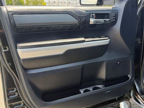 Used 2015 Toyota Tundra Platinum RWD image 7