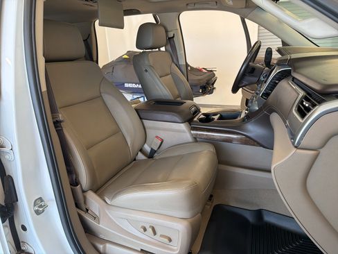 Used 2019 Chevrolet Tahoe LT image 50