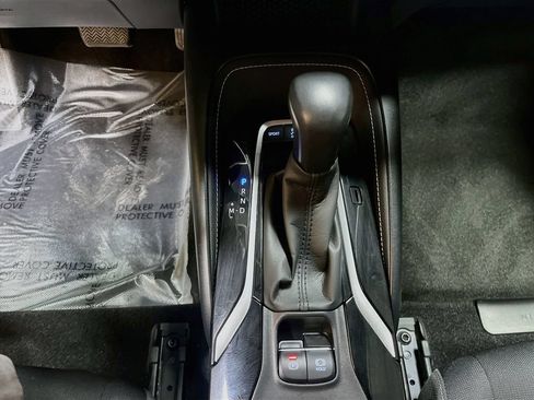 Used 2022 Toyota Corolla SE w/ Carpet Mat Package (TMS) FWD image 17