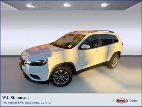 Used 2019 Jeep Cherokee Latitude Plus image 1