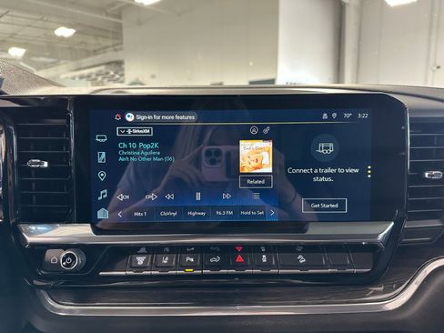 Used 2025 Chevrolet Silverado 2500 LTZ w/ LTZ Convenience Package image 26