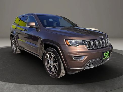 Used 2018 Jeep Grand Cherokee Limited image 4