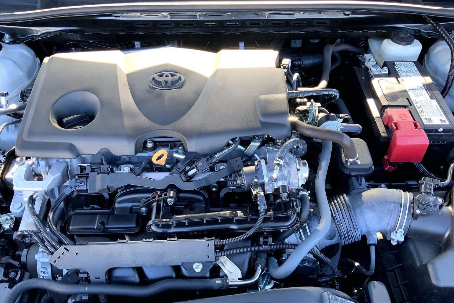 Used 2023 Toyota Camry SE w/ Convenience Package FWD image 31