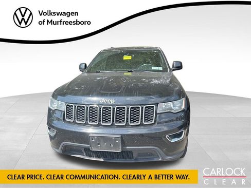 Used 2020 Jeep Grand Cherokee Laredo AWD/4WD image 3
