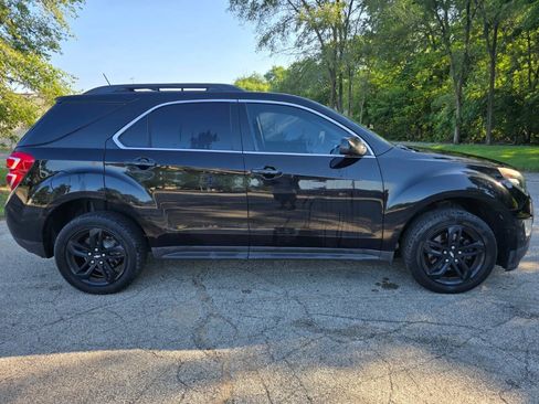Used 2017 Chevrolet Equinox LT w/ Midnight Edition FWD image 4
