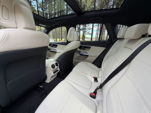 New 2026 Mercedes-Benz GLC 300 4MATIC image 15