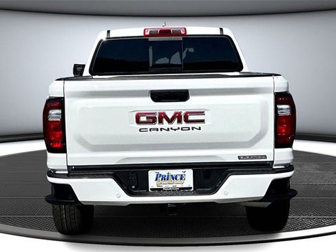 New 2026 GMC Canyon Elevation image 4