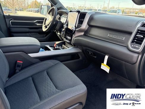 New 2026 RAM 1500 Big Horn AWD/4WD image 13