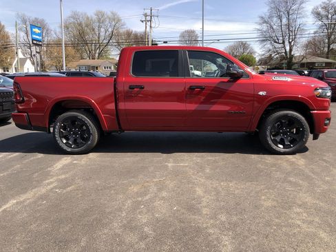 New 2026 RAM 1500 4x4 Crew Cab image 14