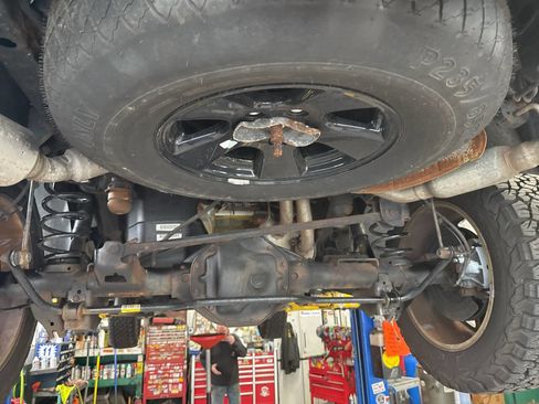 Used 2017 RAM 1500 Express w/ Express Value Package image 7