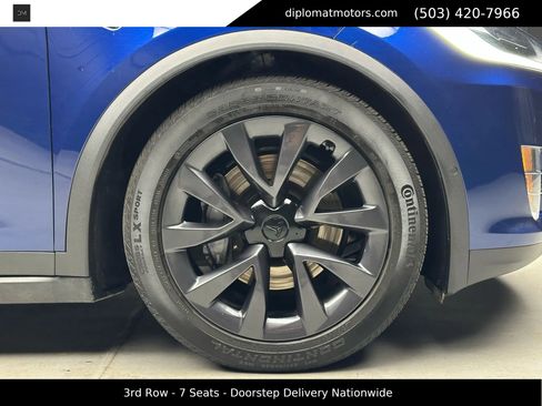 Used 2017 Tesla Model X 75D image 40