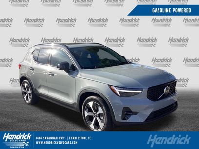 New 2026 Volvo XC40 B5 Plus w/ Protection Package Premier