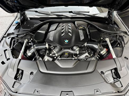 Used 2022 BMW 750i xDrive w/ Executive Package AWD/4WD image 35