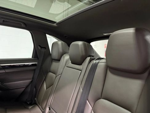 Used 2016 Porsche Cayenne AWD/4WD image 46