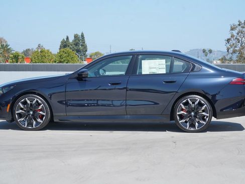New 2027 BMW 530i w/ M Sport Package RWD image 5