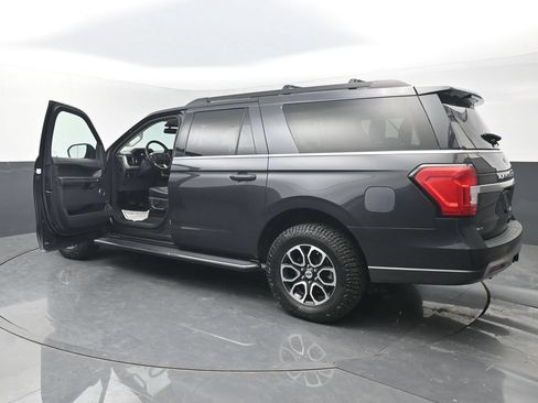 Used 2023 Ford Expedition Max XLT AWD/4WD image 23