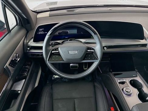 Used 2026 Cadillac Vistiq Sport w/ LPO, Floor Liner Package image 26