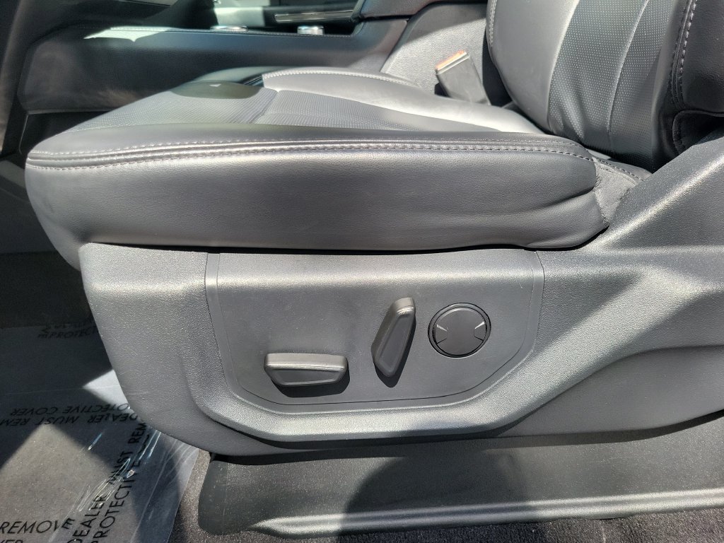 Used 2024 Ford Expedition Max XLT AWD/4WD image 14