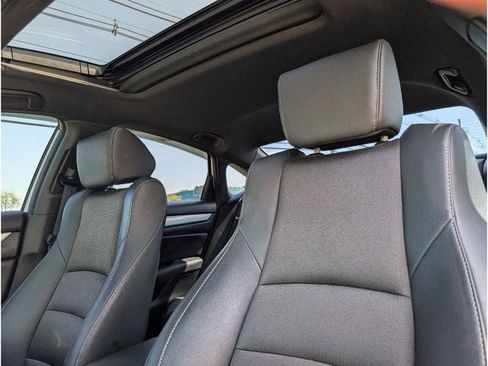 Used 2019 Honda Accord Sport image 16